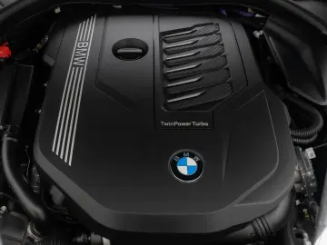 BMW 540i xD LuxuryLine Panorama H K DAB HUD Laser19