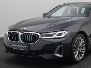 BMW 540i xD LuxuryLine Panorama H K DAB HUD Laser19
