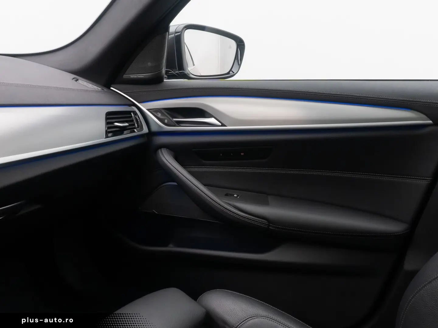 BMW 540i xD LuxuryLine Panorama H K DAB HUD Laser19