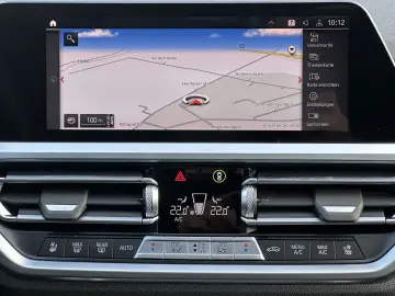 BMW M440i xDrive NAV LASER HEAD-UP GLASDACH 360  ACC