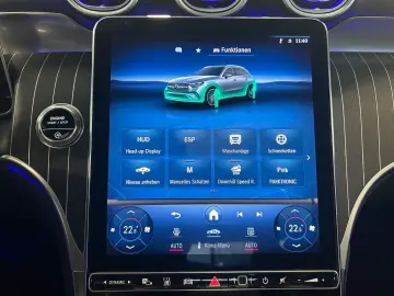 MERCEDES-BENZ GLC 300 4M AMG Night -Airmatic-HUD-Pano-Memory