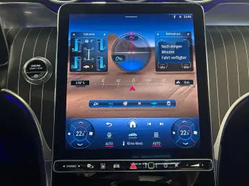 MERCEDES-BENZ GLC 300 4M AMG Night -Airmatic-HUD-Pano-Memory