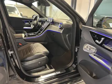 MERCEDES-BENZ GLC 300 4M AMG Night -Airmatic-HUD-Pano-Memory