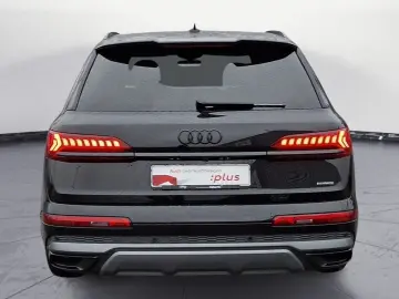 AUDI Q7 55 TFSI quattro S line