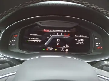 AUDI Q7 55 TFSI quattro S line