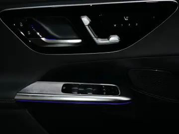 MERCEDES-BENZ GLC 300 d AMG Line 4Matic