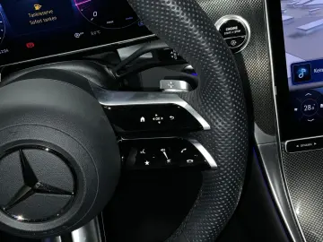 MERCEDES-BENZ GLC 300 d AMG Line 4Matic