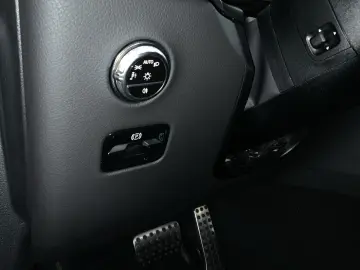 MERCEDES-BENZ GLC 300 d AMG Line 4Matic