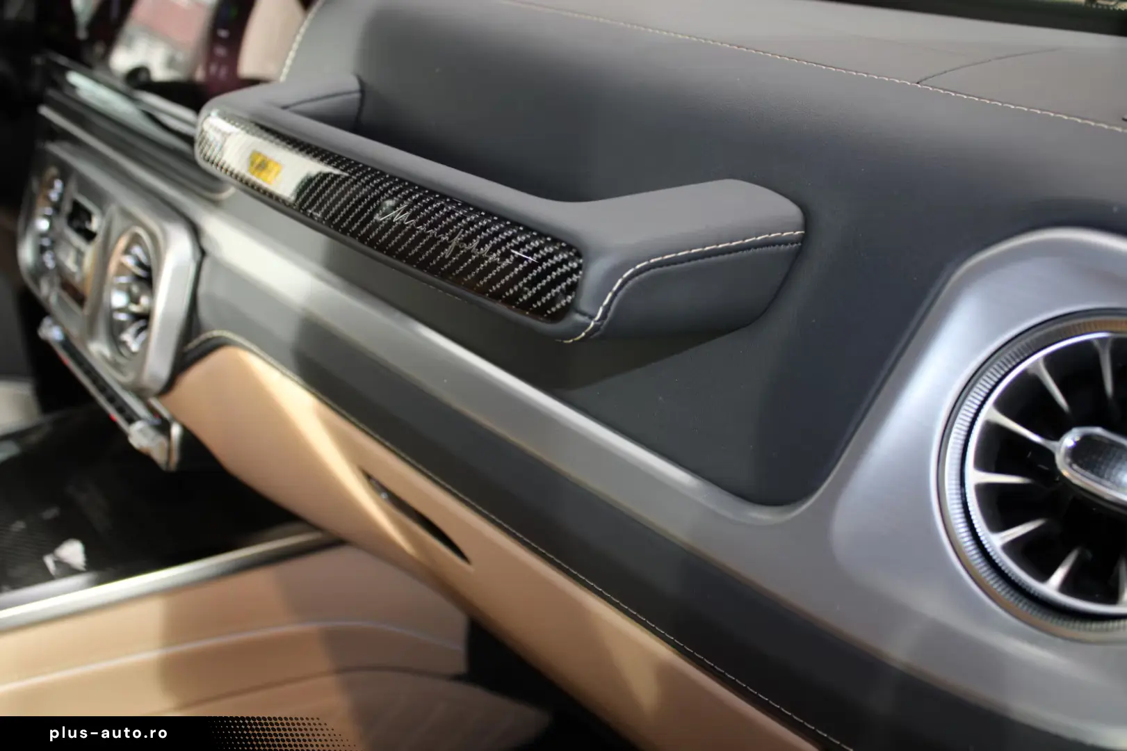 Mercedes-Benz G 63 AMG CARBON SUPERIOR A22