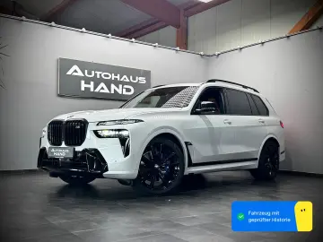 BMW X7 M60i ICONIC GLOW 7-SITZER INDIV. ACC PANO 1Hd