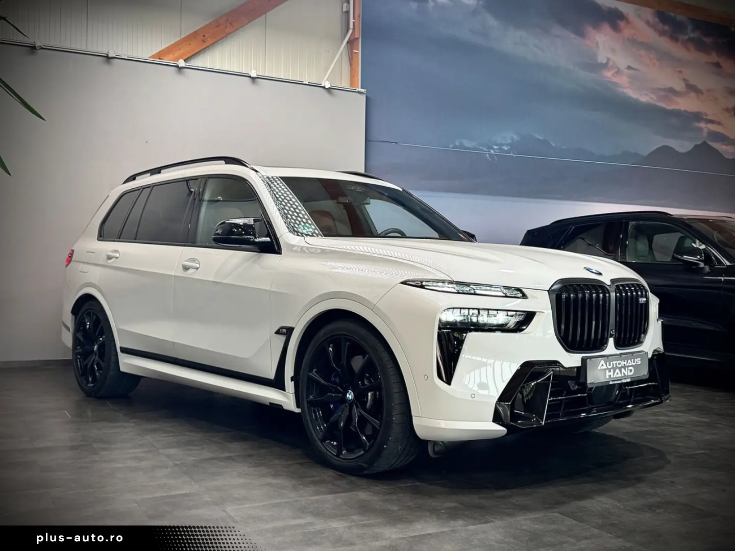 BMW X7 M60i ICONIC GLOW 7-SITZER INDIV. ACC PANO 1Hd
