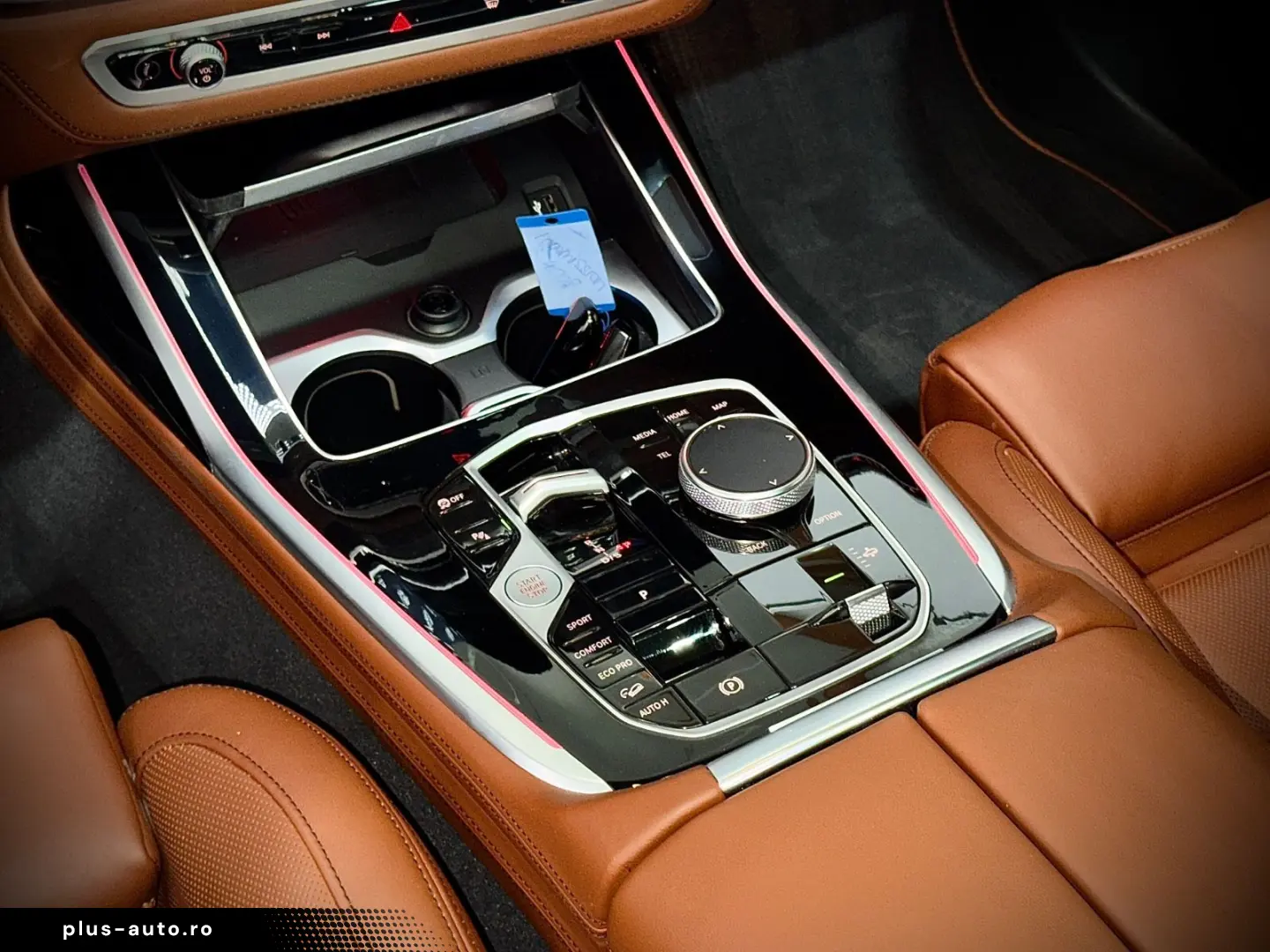 BMW X7 M60i ICONIC GLOW 7-SITZER INDIV. ACC PANO 1Hd