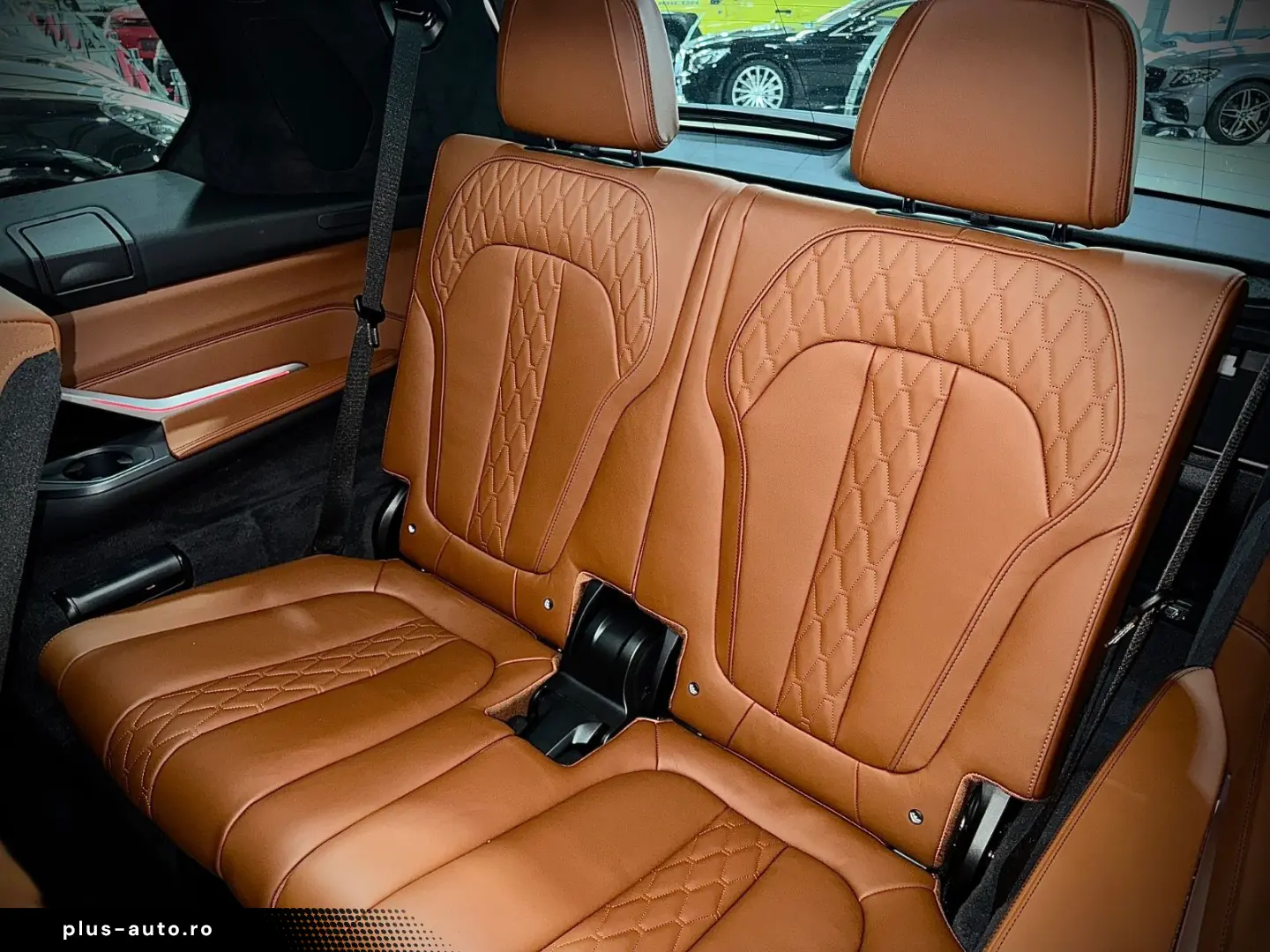 BMW X7 M60i ICONIC GLOW 7-SITZER INDIV. ACC PANO 1Hd