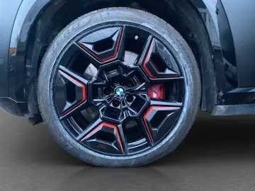 BMW XM Label    M DriversPack. B&W Individual