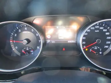 KIA XCeed 1.5 DCT Spirit  Totwinkel ACC Spurhalt Nav