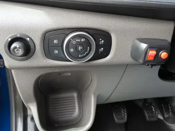 FORD TRANSIT PRITSCHE DOPPELKABINE DOKA 7 SITZE  A C