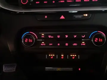 KIA XCeed Spirit Automatik Navi Abstandstempomat Nav