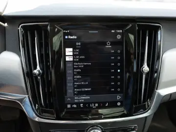 VOLVO V90 Recharge T6 AWD Inscription Expression PANO