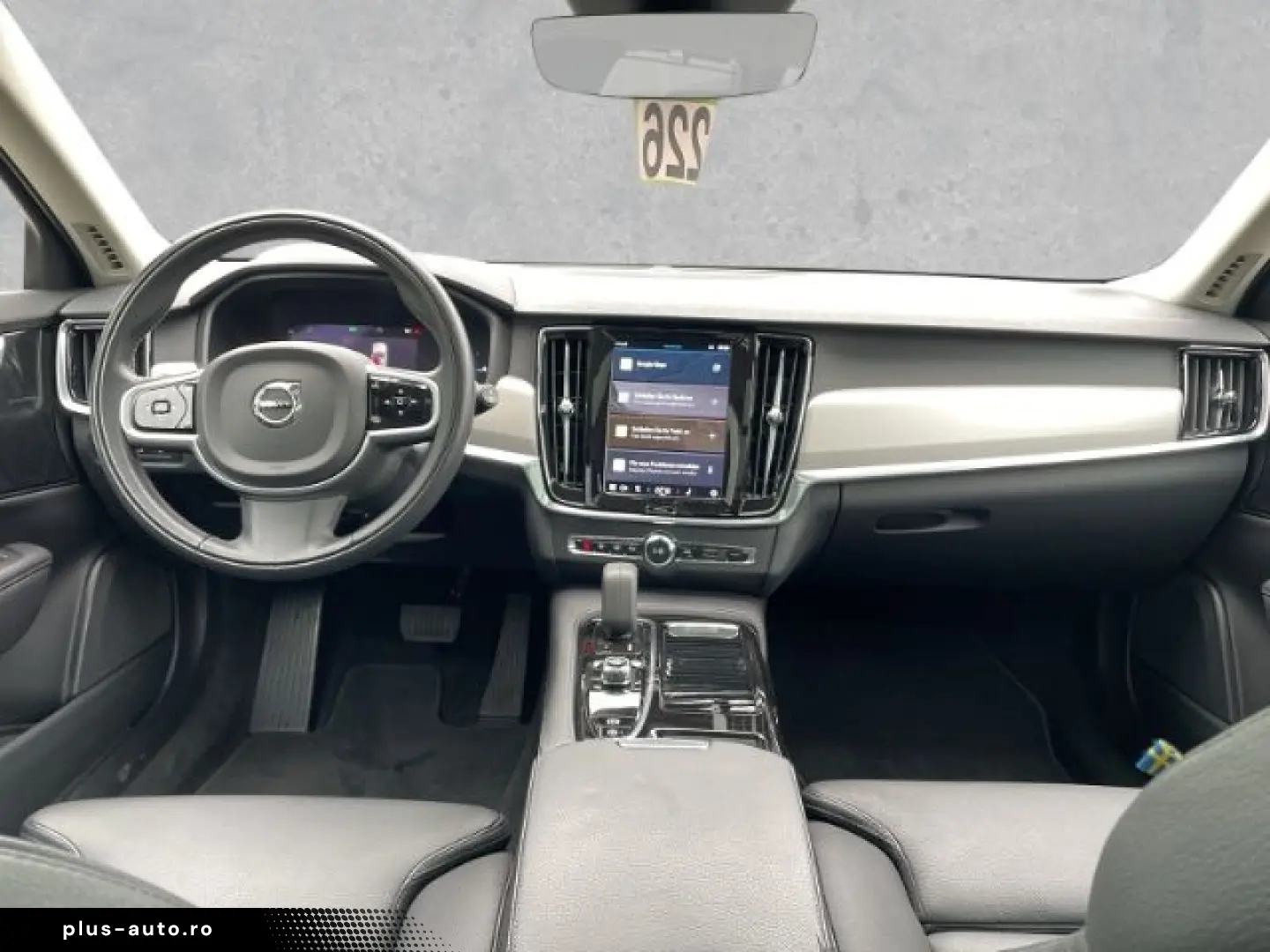 VOLVO V90 Inscription Expression T8