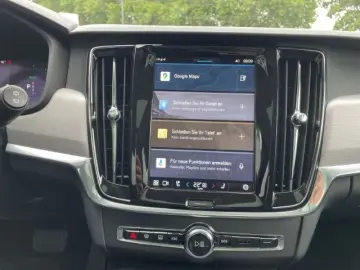 VOLVO V90 Inscription Expression T8