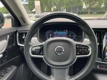 VOLVO V90 Inscription Expression T8