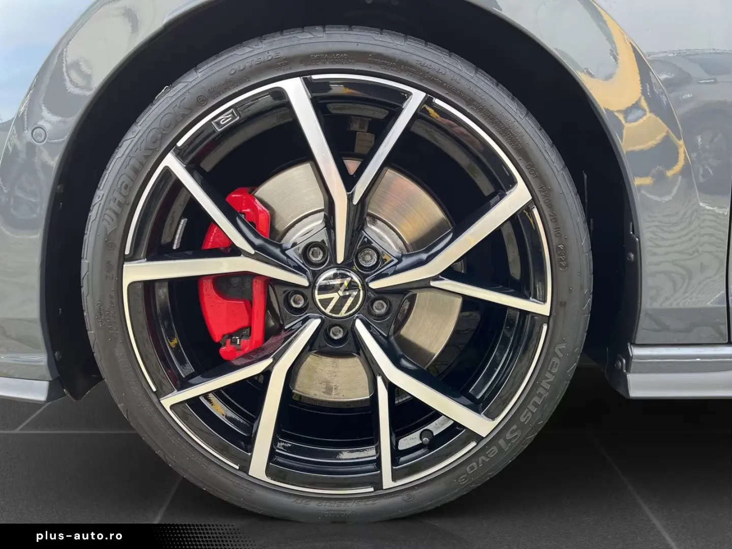 Volkswagen Golf VIII 2.0 TSI GTI DSG