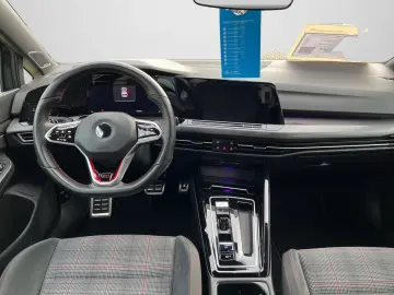 Volkswagen Golf VIII 2.0 TSI GTI DSG