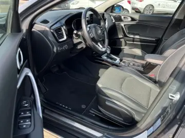 KIA XCeed Vision 1.4 T-GDI LED DAB SHZ PDC Kamera Ap