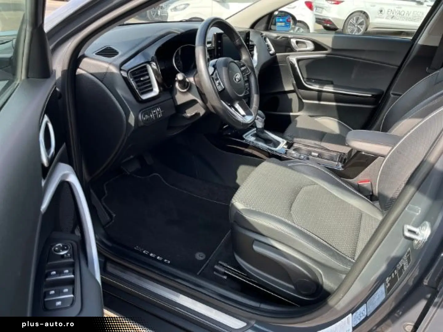 KIA XCeed Vision 1.4 T-GDI LED DAB SHZ PDC Kamera Ap