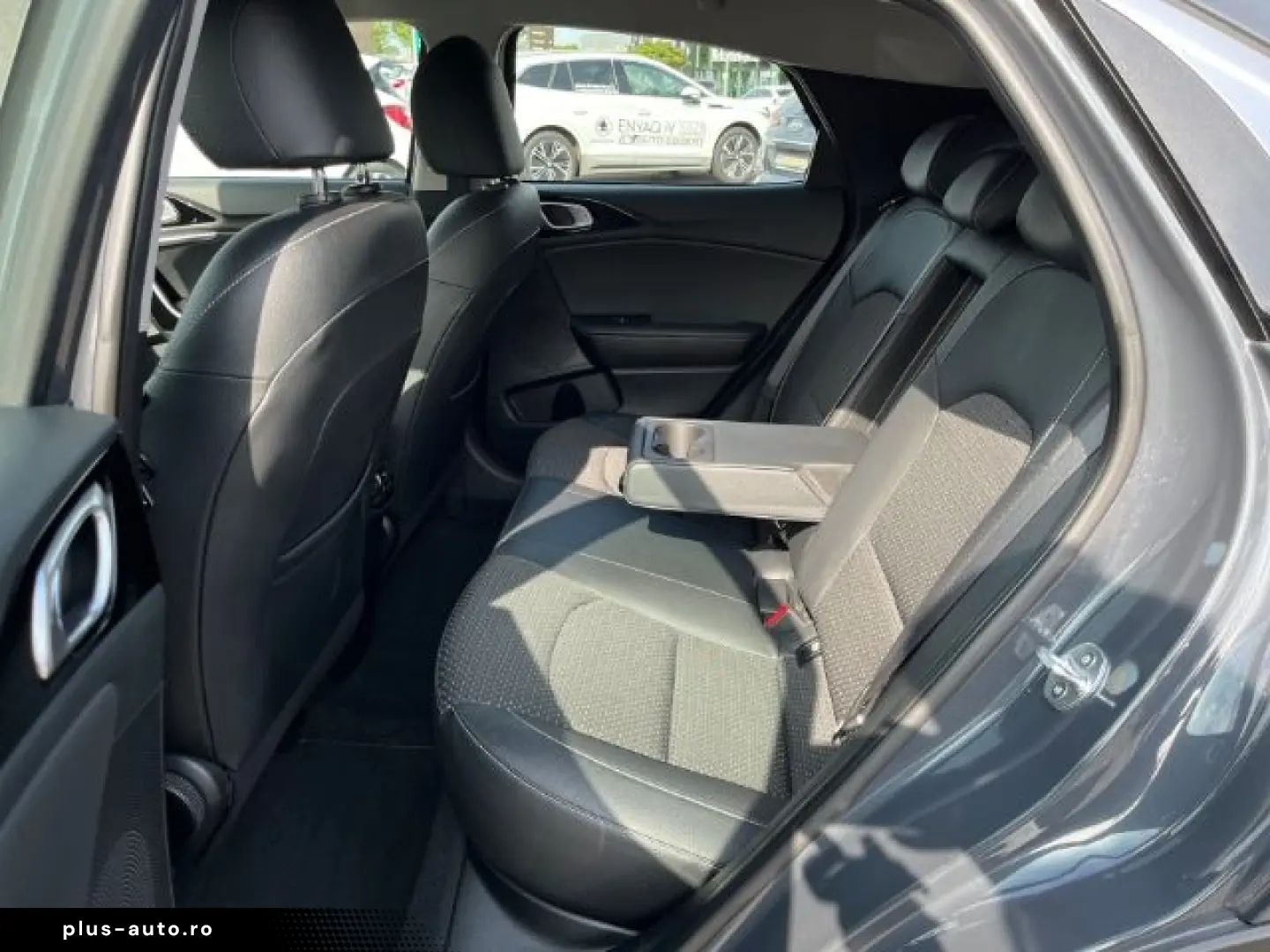 KIA XCeed Vision 1.4 T-GDI LED DAB SHZ PDC Kamera Ap