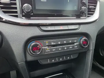 KIA XCeed Spirit Led Leder Acc Kamera Keyless