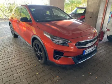 KIA XCeed Platinum Edition  AT LEDER NAVI GLASDACH