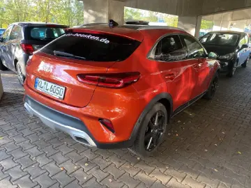 KIA XCeed Platinum Edition  AT LEDER NAVI GLASDACH