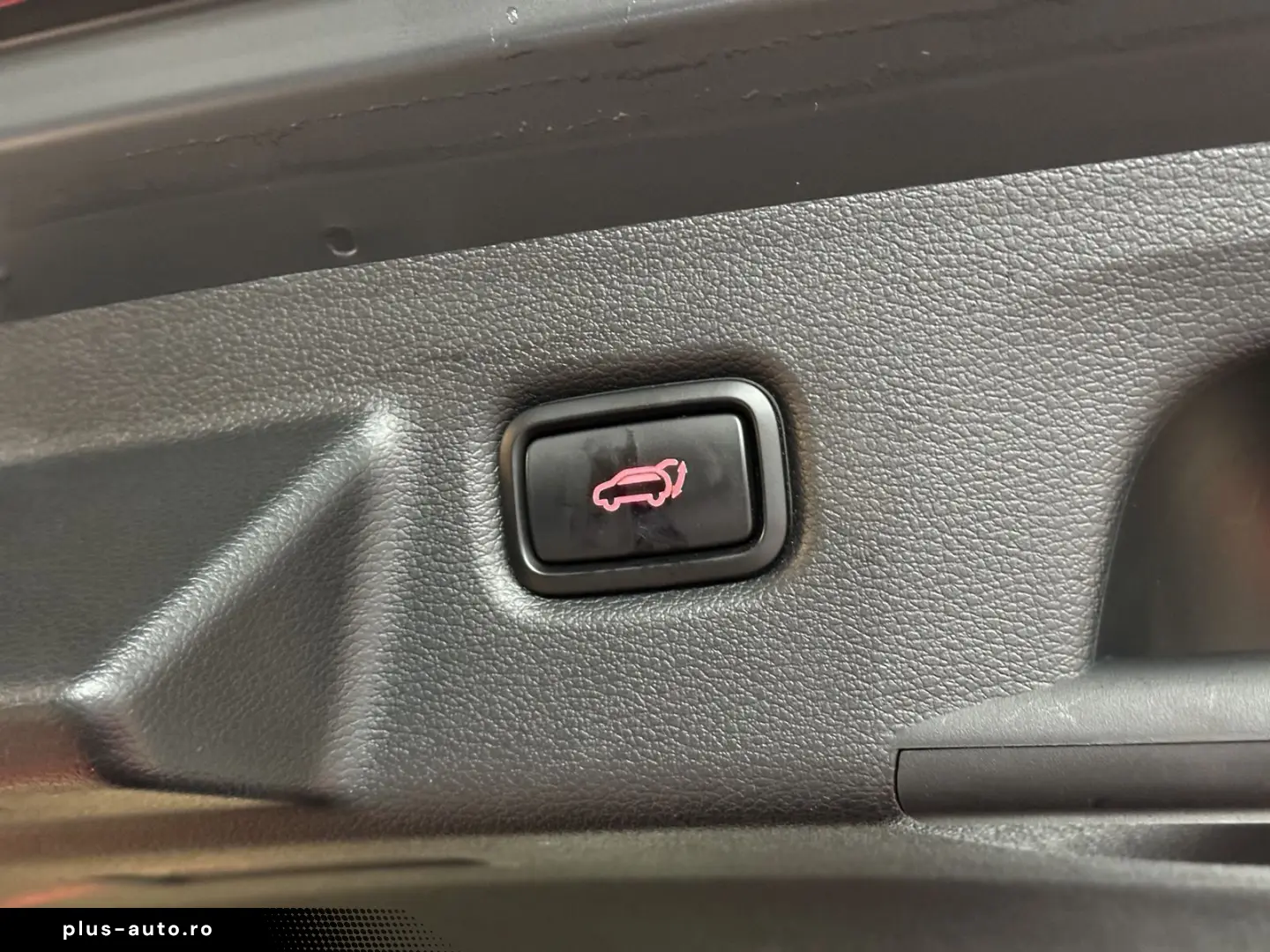 KIA XCeed Spirit Pano JBL ACC Navi LED R.Cam PDC SHZ