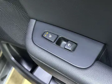 KIA XCeed Spirit Pano JBL ACC Navi LED R.Cam PDC SHZ