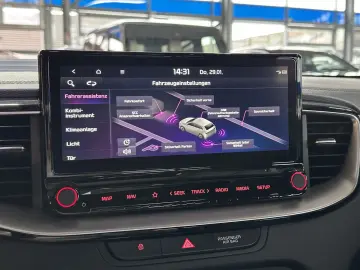 KIA XCeed Spirit Pano JBL ACC Navi LED R.Cam PDC SHZ
