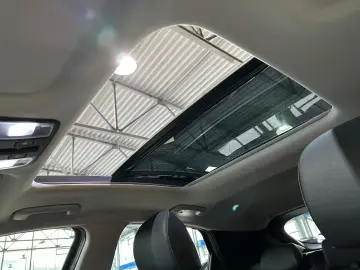 KIA XCeed Spirit Pano JBL ACC Navi LED R.Cam PDC SHZ