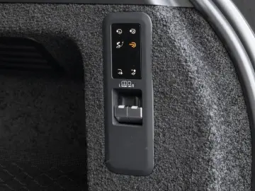 LAND ROVER Range Rover P530 Autobiography