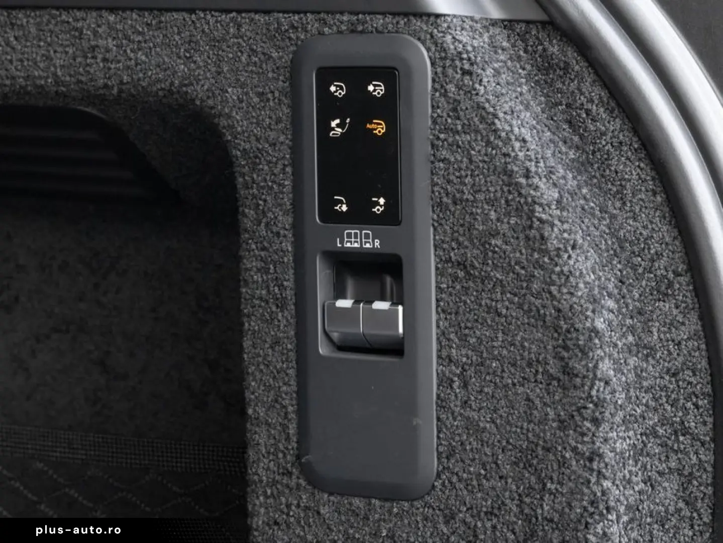 LAND ROVER Range Rover P530 Autobiography