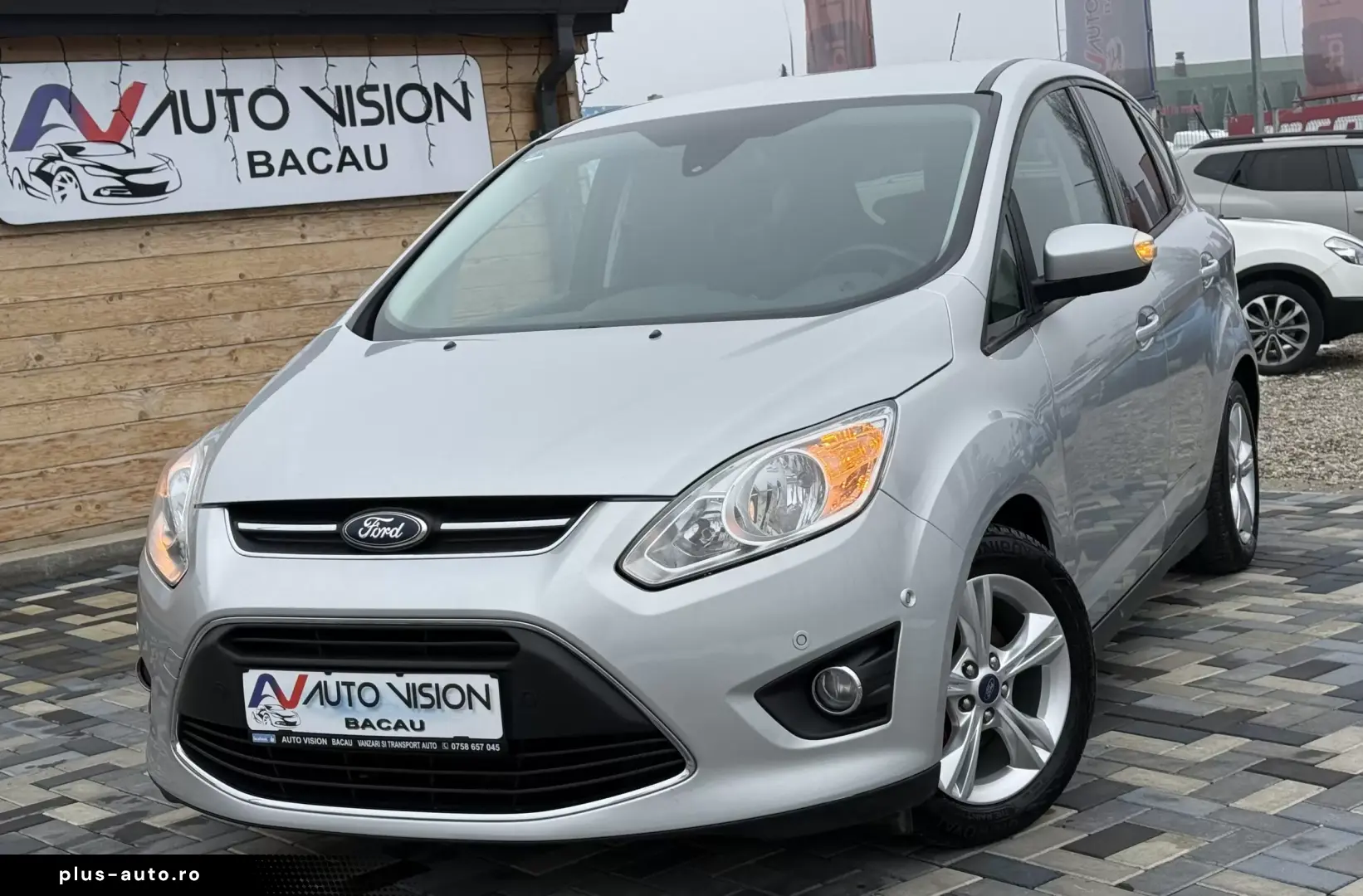 Ford C-MAX Benzina 125CP