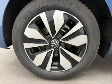 Volkswagen Golf 8 PA 1.5 eTSI DSG Life GOAL NaviCamera