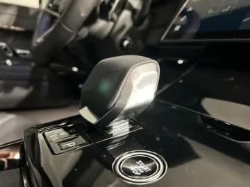 LAND ROVER Range Rover Sport P530 AWD Autobiography