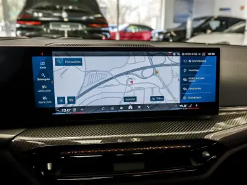 BMW M2 Coupé Navi HuD Pano LED H K