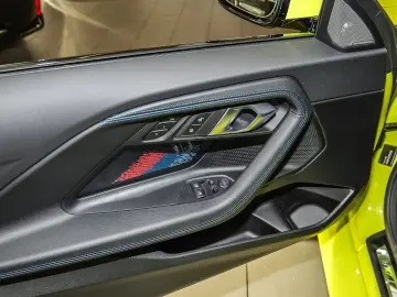 BMW M2 Coupé Navi HuD Pano LED H K