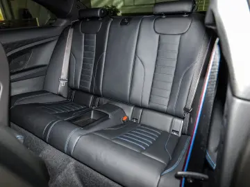 BMW M2 Coupé Navi HuD Pano LED H K