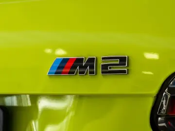 BMW M2 Coupé Navi HuD Pano LED H K