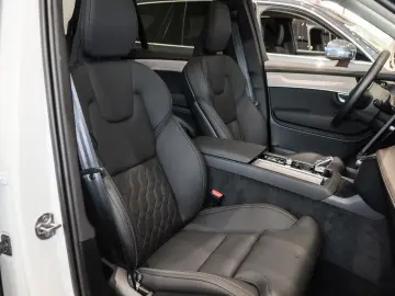 VOLVO XC90 B5 AWD Plus Bright 360 Cristal Panoramic H&K