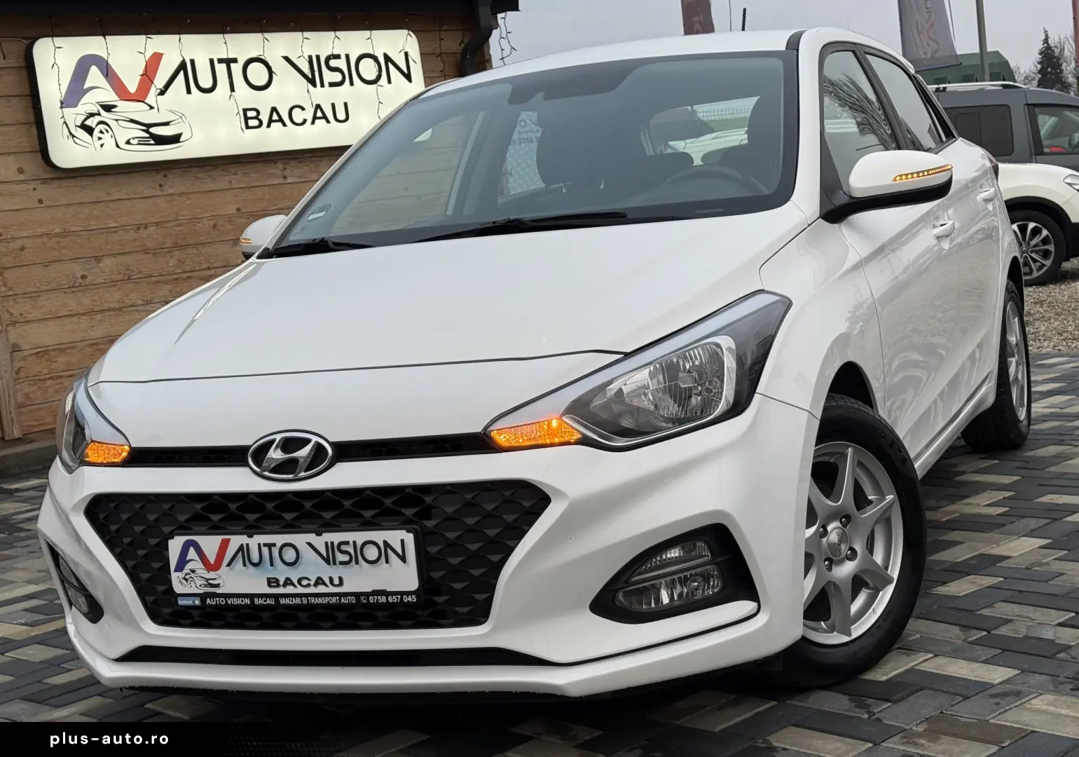 Hyundai i20 Hatchback 1.3 Benzina