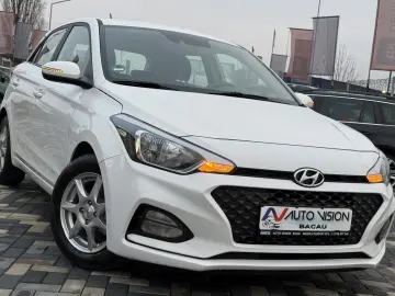 Hyundai i20 Hatchback 1.3 Benzina