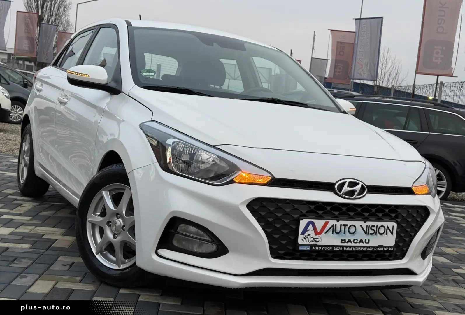 Hyundai i20 Hatchback 1.3 Benzina